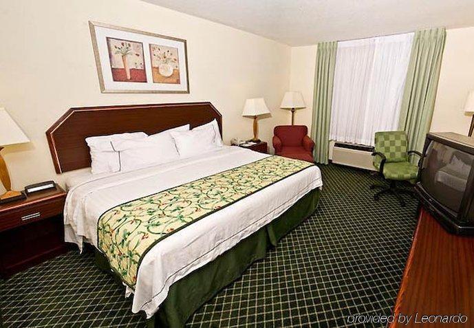 Quality Inn & Suites Keokuk North Rom bilde
